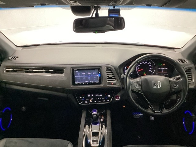 ヴェゼル1.5 ハイブリッド RS ホンダセンシング