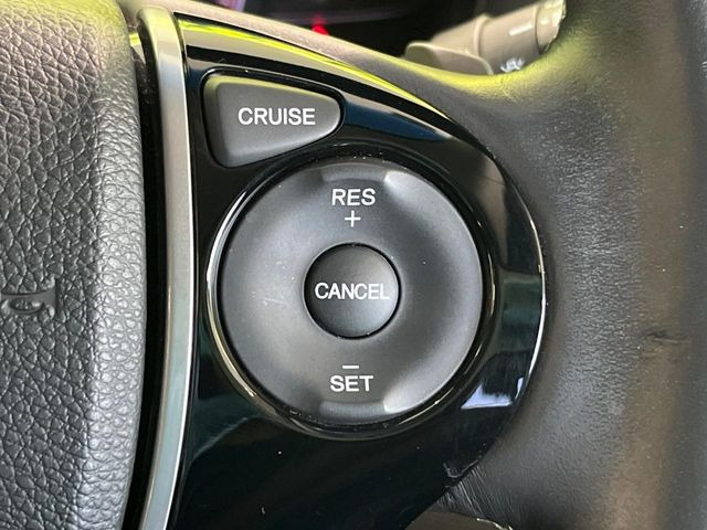 �y�N���[�Y�R���g���[���z�������H�����N���N���s�B�A�N�Z���𗣂��Ă���葬�x�ő��s���ł��A�������^�]���̕��S���y��!�����E�������ȒP�ȃX�C�b�`����Œ����ł��܂��B