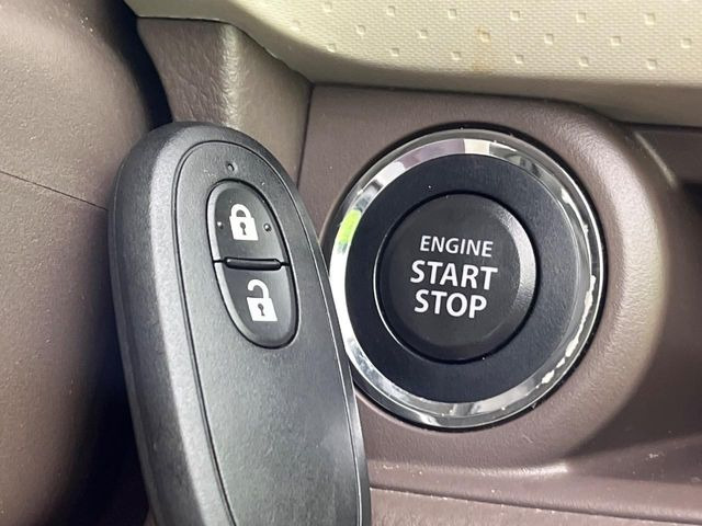 �y�L�[���X�X�^�[�g�V�X�e���z�J�o����|�P�b�g�ɓ��ꂽ�܂܂ł��h�A�̎{���E�������\�ȃX�}�[�g�L�[�𑕔��B�G���W���̃I���E�I�t�����J�M�����o���K�v����������Ƃ��Ă��֗��ł���