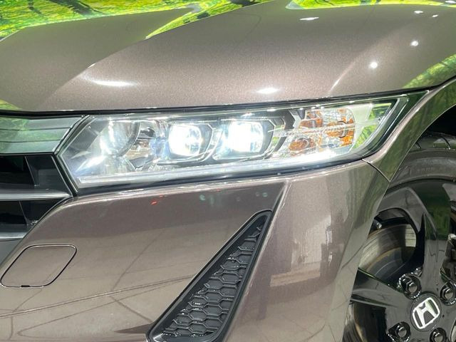 �yLED�w�b�h���C�g�z���V����ԑ��s�����ǍD�Ȏ��E���m�ۂ����S���ĉ^�]�ł��鍂�P�xLED�w�b�h���C�g�𑕔�!�_�����x�������A����d�͂��}�����Ă��܂��B