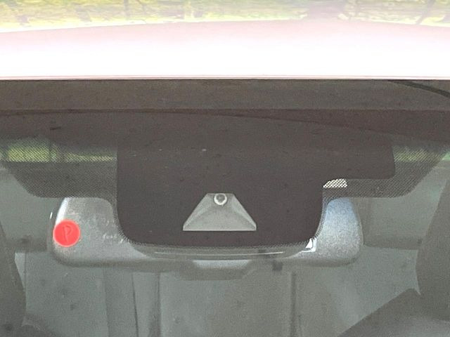 �y�g���^�Z�[�t�e�B�Z���X�z���s���ɑO���̎ԗ�����F�����A�Փ˂������Ȏ��͌x��ƃu���[�L�ŏՓˉ���Ɣ�Q�y�����A�V�X�g�B�����S�Ƀh���C�u�����y���݂��������܂��B