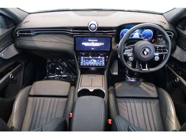 グレカーレモデナ 4WD