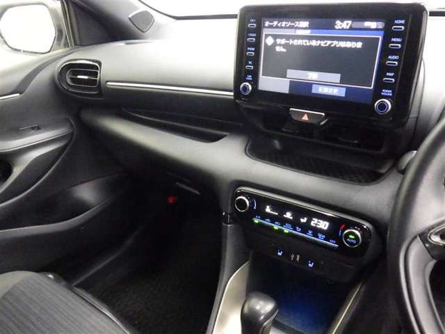 ヤリス1.5 ハイブリッド Z