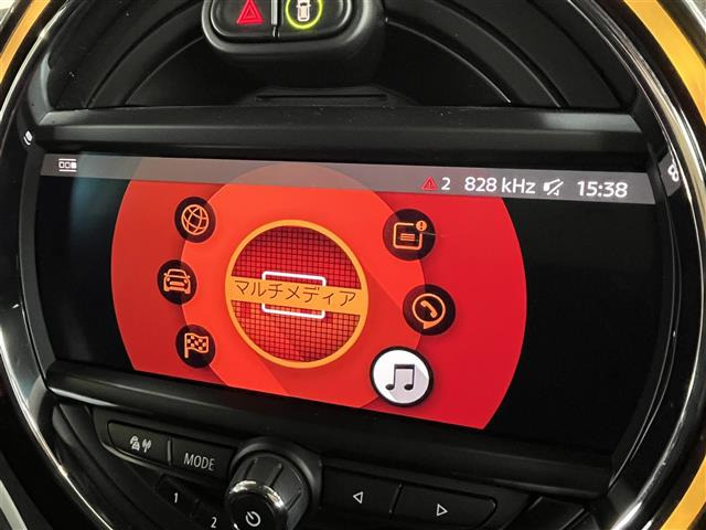 ミニクロスオーバークーパー SD オール4 4WD