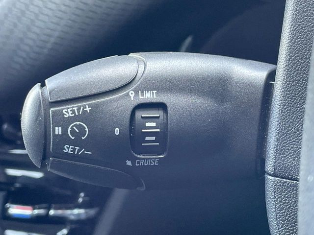 ���I�[�g�N���[�Y�R���g���[��:�������H�⎩���Ԑ�p���H���ɂāA�葬���q���\�ƂȂ�֗��ȋ@�\�ł��B�������ړ��̍ۂł����ɂ����֗��ɂ��g�����������܂���