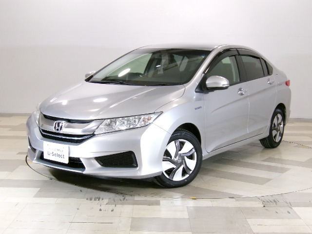 グレイス1.5 ハイブリッド LX