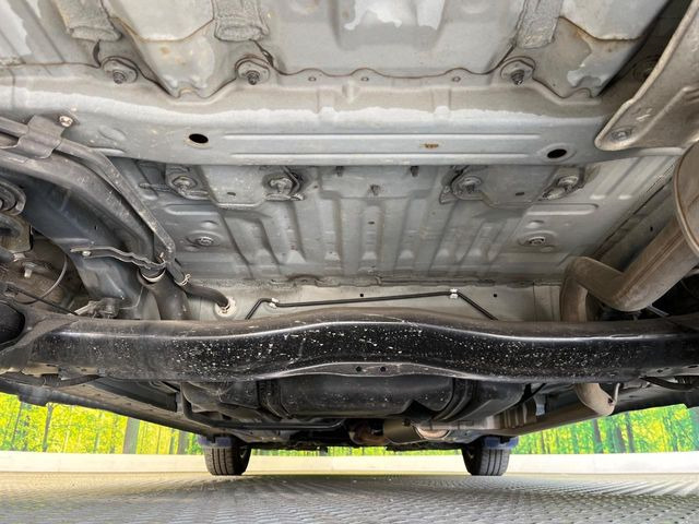 下回りがきれいなうちに、防錆加工の施工がオススメ。降雪地域はもちろん、沿岸部にお住いの方や、趣味でマリン・ウィンタースポーツをされる方にご好評いただいております。