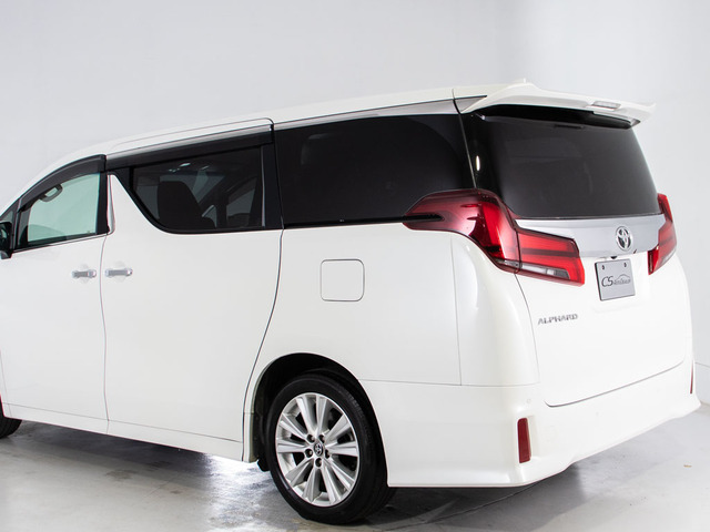 ★展示前点検実施★特殊な機材も用いて、全車点検を実施しております!