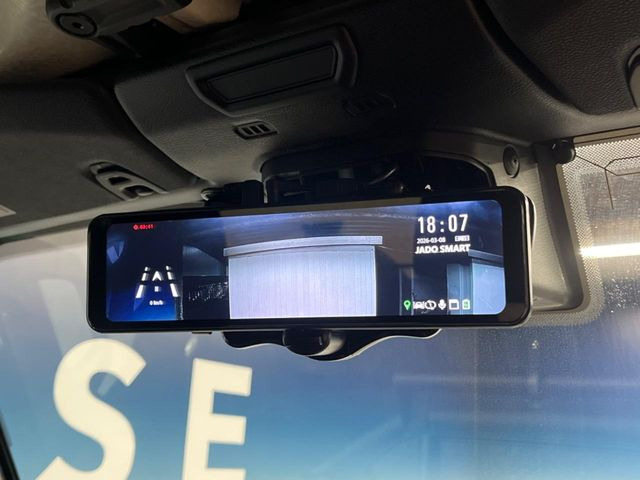 ���f�W�^���C���i�[�~���[:����̃r�W�������f���Ƃ��Ď��F�ł���n�C�e�N�ȃ��[���~���[!