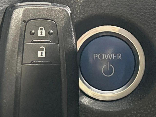 �y�X�}�[�g�L�[�z�J�o����|�P�b�g�ɓ��ꂽ�܂܂ł��h�A�̎{���E�������\�ȃX�}�[�g�L�[�𑕔��B�G���W���̃I���E�I�t�����J�M�����o���K�v����������Ƃ��Ă��֗��ł���