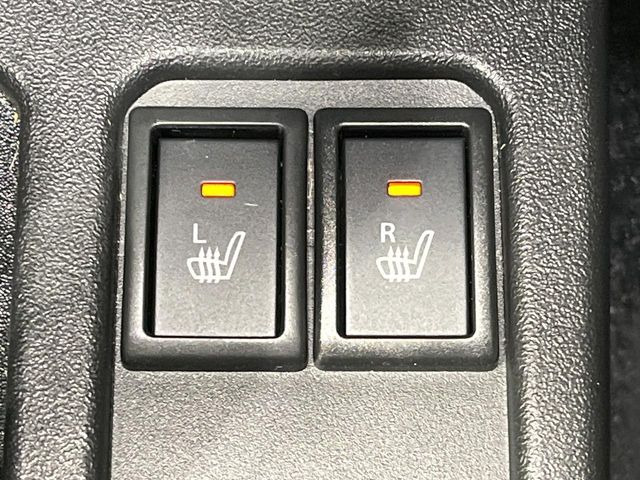 【シートヒーター】寒い日に重宝するシートヒーター!エアコンより早く温まってくれるので寒がりの人も安心ですね♪エアコンの温風は乾燥するから苦手、という方にもをおすすめです。