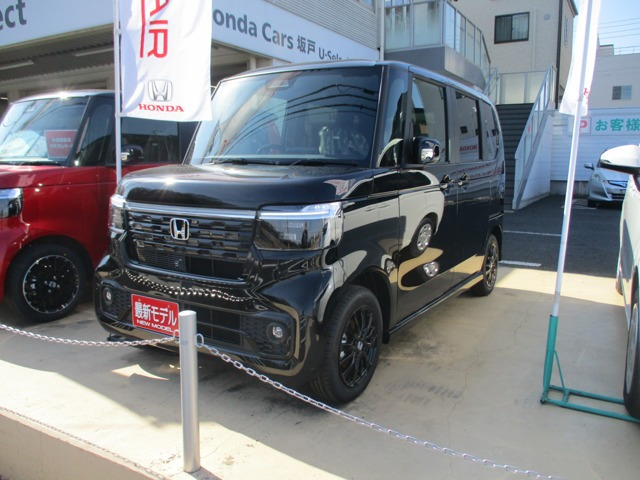 N-BOXカスタムブラック スタイル
