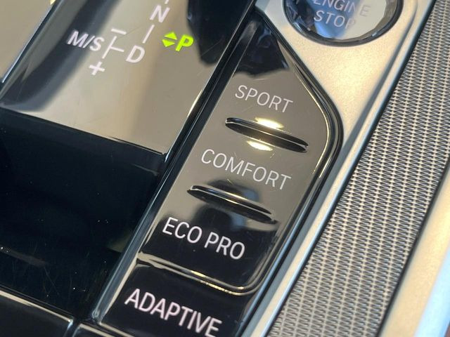 ��BMW���[�h�Z���N�g�w�X�|�[�c���[�h�ł̓_�C�i�~�b�N�ȑ�����BECOPRO���[�h�ł́A�G���W�����X�|���X��V�t�g�^�C�~���O�̍œK���ɉ����A�G�A�R���̍쓮�������I�ɐ��䂵�A�R������ʂ�}�����܂��B�x