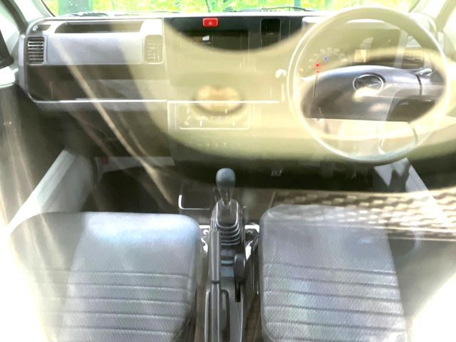 �O���[�v���݌ɐ���30,000��!!�S���̌n��X���烁�[�J�[�E�Ԏ��킸���Љ�o����̂ŁA���Ȃ��Ƀs�b�^���̂��Ԃ�������͂��ł���܂��͂��₢���킹��������