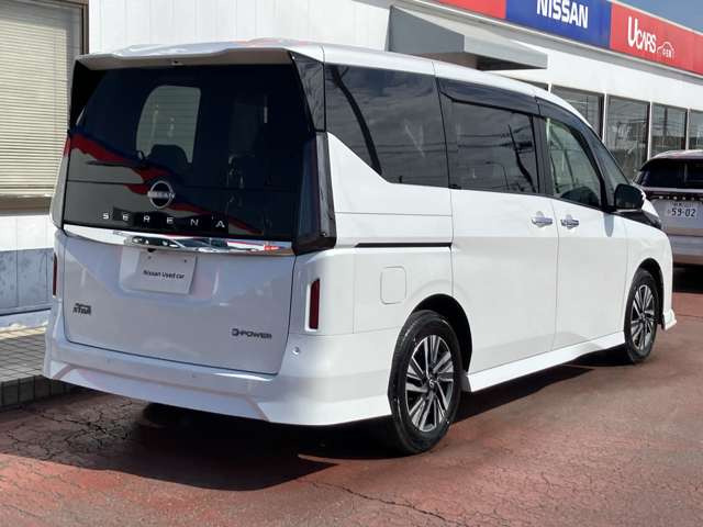 セレナ1.4 e-POWER ハイウェイスターV