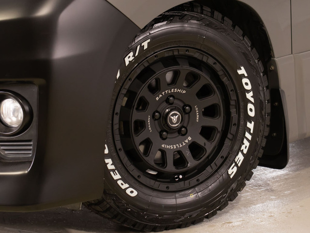 ★各種カスタム!★エアロ取付、社外アルミホイール換装承っております!