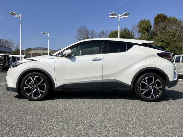 C-HRハイブリッド 1.8 G LED エディション