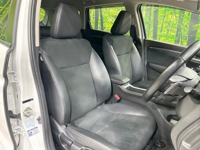 �y�n�[�t���U�[�V�[�g�z�������ƍ���S�n�𗼗������l�C�̃V�[�g���w�ʁE���ʂ̃t�@�u���b�N�f�ނ́A�ʋC���̗ǂ��⊊��ɂ����ɗD��Ă��܂��B�C���╞���ɍ��E���ꂸ���K�ɂ���肢�������܂��B