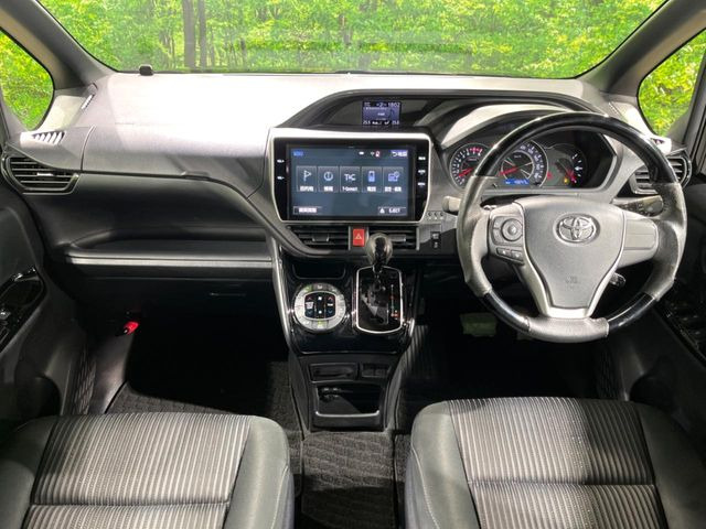 ヴォクシー2.0 ZS