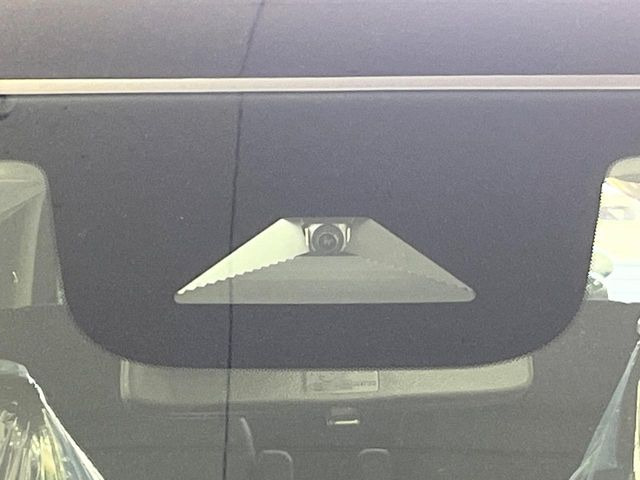 �y�z���_�Z���V���O�z���s���ɑO���̎ԗ�����F�����A�Փ˂������Ȏ��͌x��ƃu���[�L�ŏՓˉ���Ɣ�Q�y�����A�V�X�g�B�����S�Ƀh���C�u�����y���݂��������܂��B