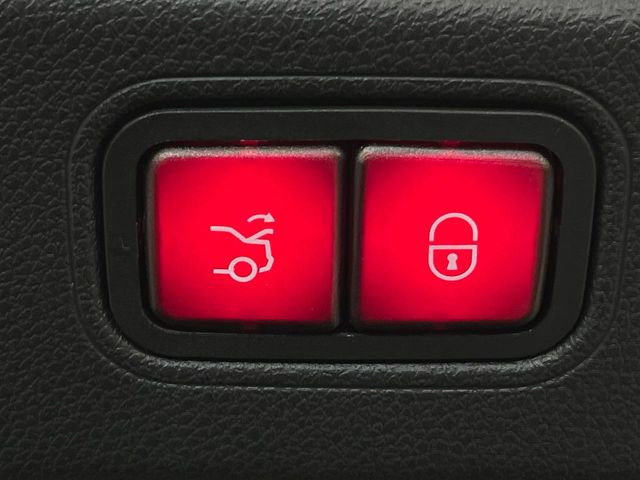 ���d�����A�Q�[�g:�����^�b�`�Ń��A�Q�[�g�̊J���ł��A�ו��Ȃǂŗ��肪�ǂ����Ă����Ԃł��ȒP�ɊJ���ł���֗��@�\�ł��B