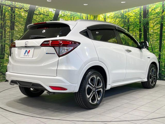 ☆全国のネクステージからお取り寄せが可能※!遠方の店舗に展示してあるクルマが気になる場合も、最寄りの店舗でご覧いただくことが可能です!是非私たちに要望をお聞かせください!※別途費用