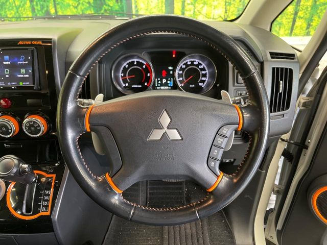 �y�����v�����X�e�A�����O�z�㎿�Ȋv���g�p���邱�ƂŁA��ɂ����������݂ƂĂ��^�]���₷���n���h���ł���