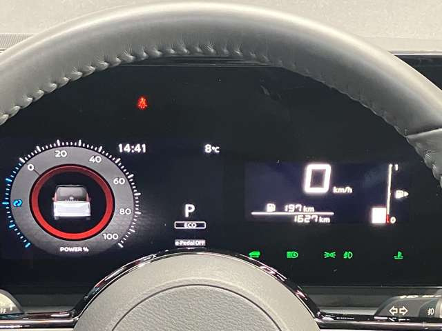 セレナ1.4 e-POWER ハイウェイスターV