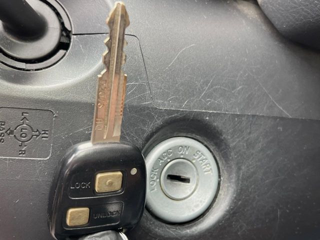 �y�L�[���X�z�������ꂽ�ꏊ����ł��{�^����Ńh�A�̊J���E�{�����ł���̂łƂ��Ă��֗�!�h�A�̌�������ɏ������邱�Ƃ�����܂����