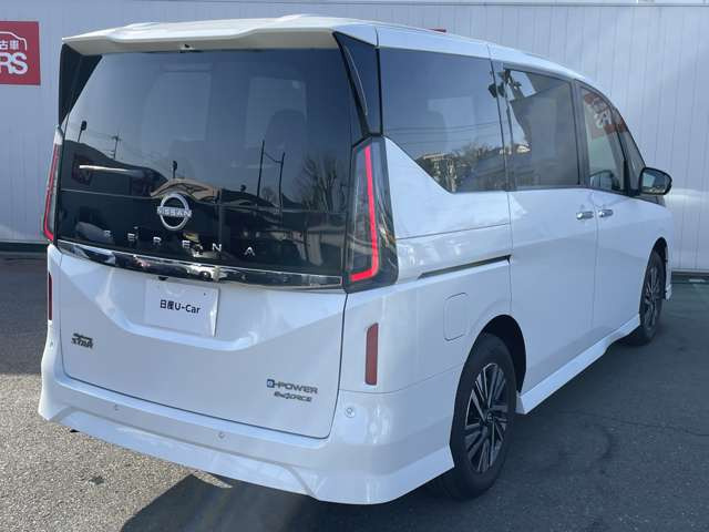 セレナ1.4 e-4ORCE ハイウェイスターV 4WD