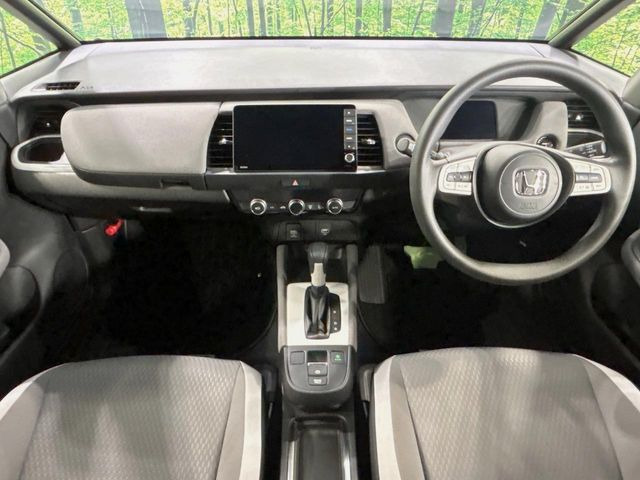 フィット1.5 e:HEV クロスター