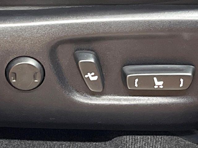 �y�p���[�V�[�g�z�X�C�b�`��ŊȒP�ɃV�[�g�̔��������\!�d��������͂�����܂���!���K�ȃV�[�g�|�W�V�����ɃZ�b�g���āA���K�ȃh���C�u�����y���݂��������B