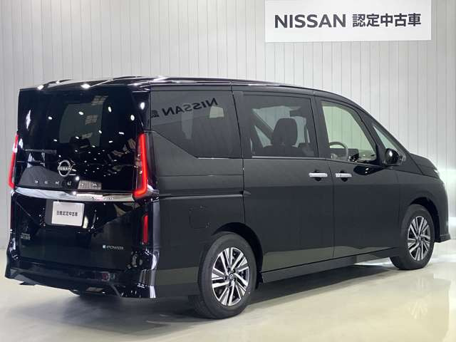 セレナ1.4 e-POWER ハイウェイスターV