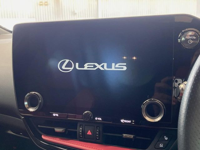 �y14�C���`�f�B�X�v���C�I�[�f�B�I�z��ʓ��ɃI�[�f�B�I����͂������A�󒲂̒����@�\�Ȃǂ����荞�񂾑��@�\�ȃf�B�X�v���C�I�[�f�B�I�ł�!�X�}�[�g�t�H���A�g�͂������A�ԍڃi�r�����g�����������܂���