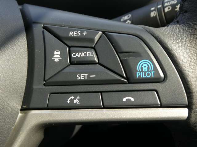 セレナ1.2 e-POWER ハイウェイスターV