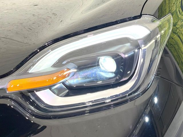 �yLED�w�b�h���C�g�z���V����ԑ��s�����ǍD�Ȏ��E���m�ۂ����S���ĉ^�]�ł��鍂�P�xLED�w�b�h���C�g�𑕔�!�_�����x�������A����d�͂��}�����Ă��܂��B