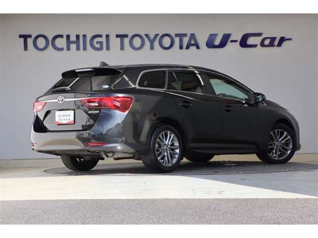 アベンシスワゴン2.0 Li