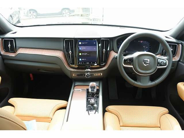 XC60ウルトラ B5 AWD 4WD