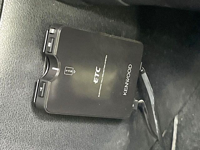 【ETC】高速道路の料金所をストレスなく通過!話題のスポットやサービスエリアに多い「スマートIC」利用時は必須のアイテムです。当店でセットアップを実施、ご納車当日からすぐにご利用いただけます!