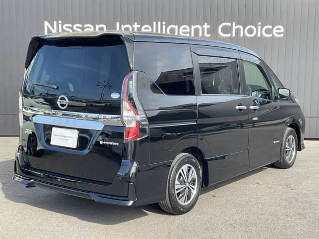 セレナ1.2 e-POWER ハイウェイスターV