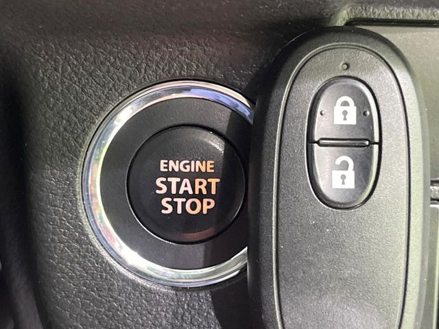 �y�L�[���X�X�^�[�g�V�X�e���z�J�o����|�P�b�g�ɓ��ꂽ�܂܂ł��h�A�̎{���E�������\�ȃX�}�[�g�L�[�𑕔��B�G���W���̃I���E�I�t�����J�M�����o���K�v����������Ƃ��Ă��֗��ł���