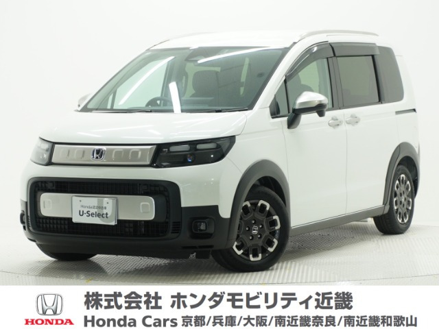 フリード1.5 e:HEV クロスター