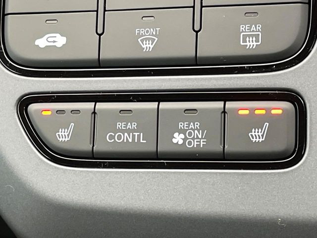 �y�V�[�g�q�[�^�[�z�������ɏd�󂷂�V�[�g�q�[�^�[!�G�A�R����葁�����܂��Ă����̂Ŋ�����̐l�����S�ł��ˁ�G�A�R���̉����͊������邩����A�Ƃ������ɂ����������߂ł��B