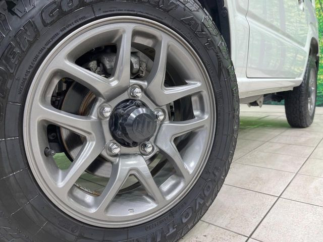 【純正16インチアルミホイール】外観にマッチした純正アルミホイールを装着しております。各種社外アルミホイールや、スタッドレスタイヤも取扱いしております。是非ご相談ください♪
