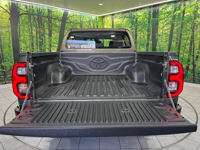 �ύڗ�500kg�̍L�X�Ƃ����f�b�L�́A�V�т���d���܂ő��p�r�Ɏg���܂��B�x�b�h���C�i�[��g�m�J�o�[�̎��t���������k��������