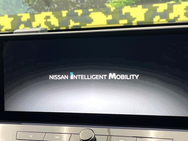 �y���[�J�[����12.3�^�i�r�z�C���e���A�ɗn�����ރX�^�C���b�V���ȁu��p�݌v�v���[�J�[�i�r�𑕔��􎋔F���⑀�쐫�ȂǊ�{���\�ɂ��D��A���㎿�ȃJ�[���C�t�����y���݂��������܂��B