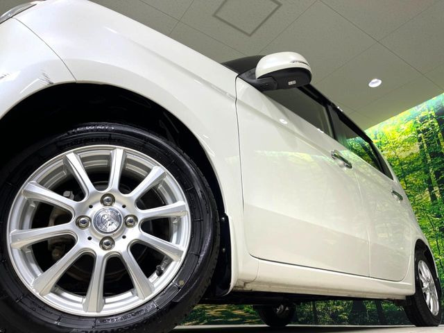 �y14�C���`�A���~�z�C�[���z�O�ςɃ}�b�`�����A���~�z�C�[���𑕒����Ă���܂��B�e��A���~�z�C�[����A�X�^�b�h���X�^�C�����戵�����Ă���܂��B���񂲑��k����������