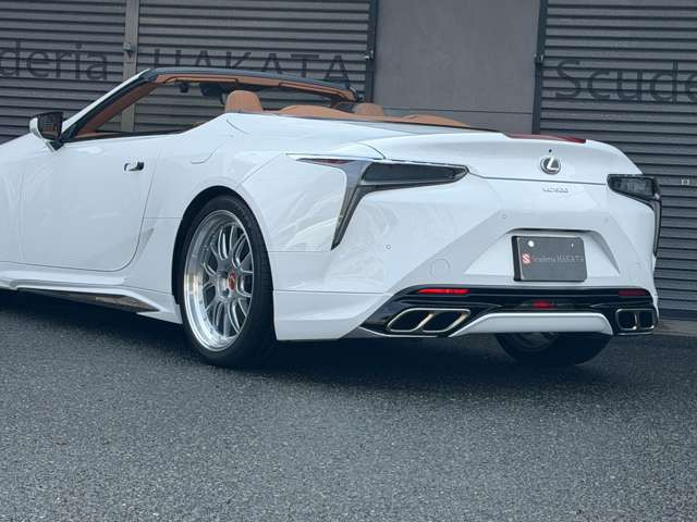 �w�b�h���X�g�㕔�E���N�T�X���S����B