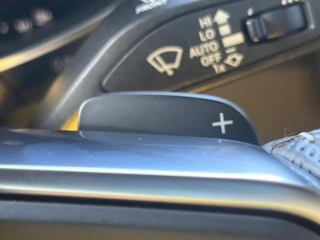 ���X�e�A�����O�p�h���V�t�g:�N�C�b�N�ȃV�t�g���삪�\!���X�|���X�������A���Ȃ��̃M�A�ϑ��ɂ�������Ƃ��Ă��Ă���܂�!���Ԃƈ�̂ƂȂ�鑕���ł��B