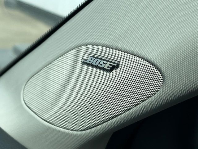 �yBOSE�T�E���h�V�X�e���z���[�J�[�I�v�V�����̍��i�ʃT�E���h�V�X�e���𓋍ځB��p�̃`���[�j���O���{���ꂽ�召�l�X�ȃX�s�[�J�[����ǎ��ȃT�E���h���t�ł��A�Տꊴ���ӂ�鉹����Ԃ����o���܂��B